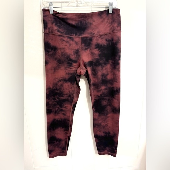 Athleta Elation 7/8 Tight in Ice Dye Pink Black size L 22” Activewear Yoga - Picture 2 of 5